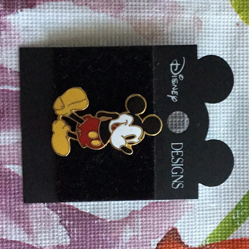 Disney World Mickey Mouse Pin  Brand New
